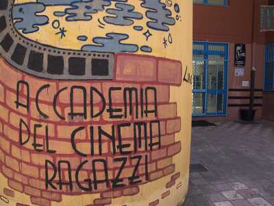 L�Accademia del cinema �Ragazzi di Enziteto� cerca tramite cultura e formazione di aiutare i pi� giovani di San Pio